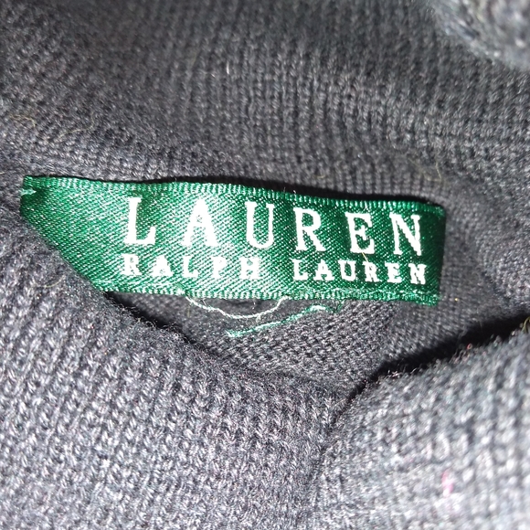Lauren by Ralph Lauren Women's Black Turtleneck Sweater, Size Medium (22… - Picture 6 of 8